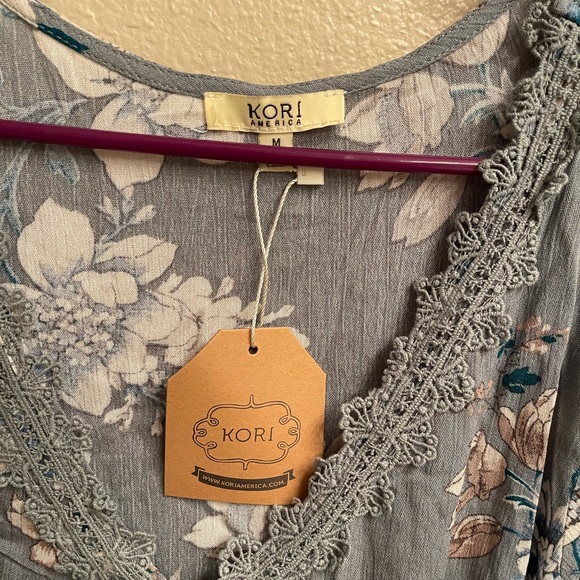 Never worn.. New with Tags.. very soft material - Picture 3 of 3